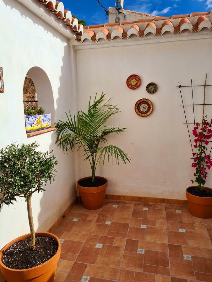 Lovely 2 Bed Apartment With Stunning Views & Pool Competa Exterior photo