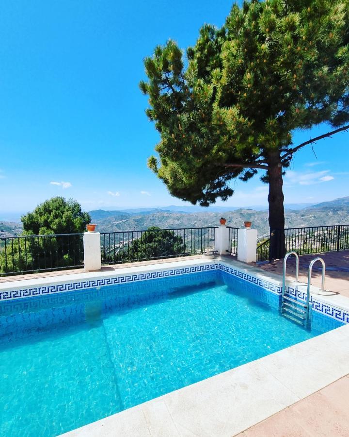 Lovely 2 Bed Apartment With Stunning Views & Pool Competa Exterior photo