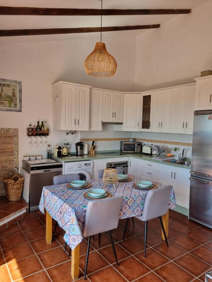 Lovely 2 Bed Apartment With Stunning Views & Pool Competa Exterior photo